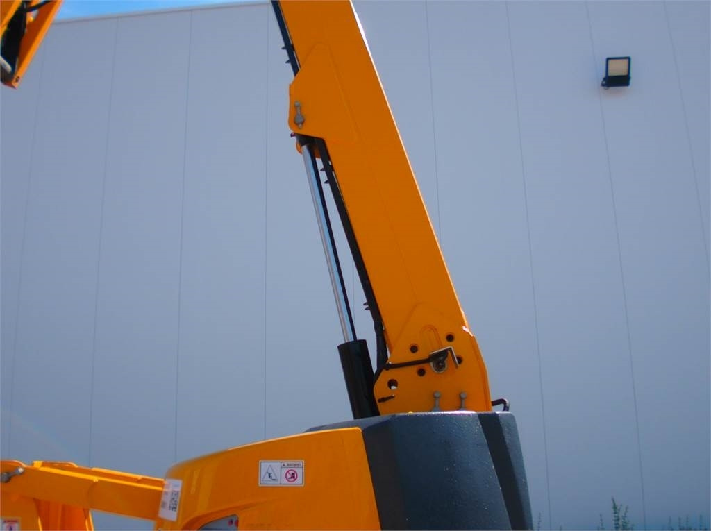 Articulated boom Haulotte HA12CJ+: picture 8