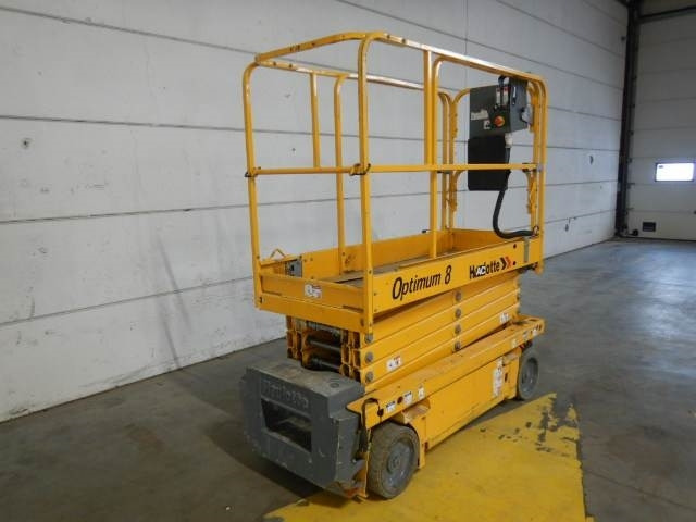 Haulotte Optimum 8 -new batteries - Scissor lift: picture 2 Haulotte Optimum 8 -new batteries - Scissor lift: picture 2