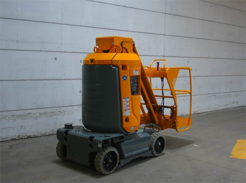 Haulotte STAR 10 - Vertical mast lift: picture 4 Haulotte STAR 10 - Vertical mast lift: picture 4