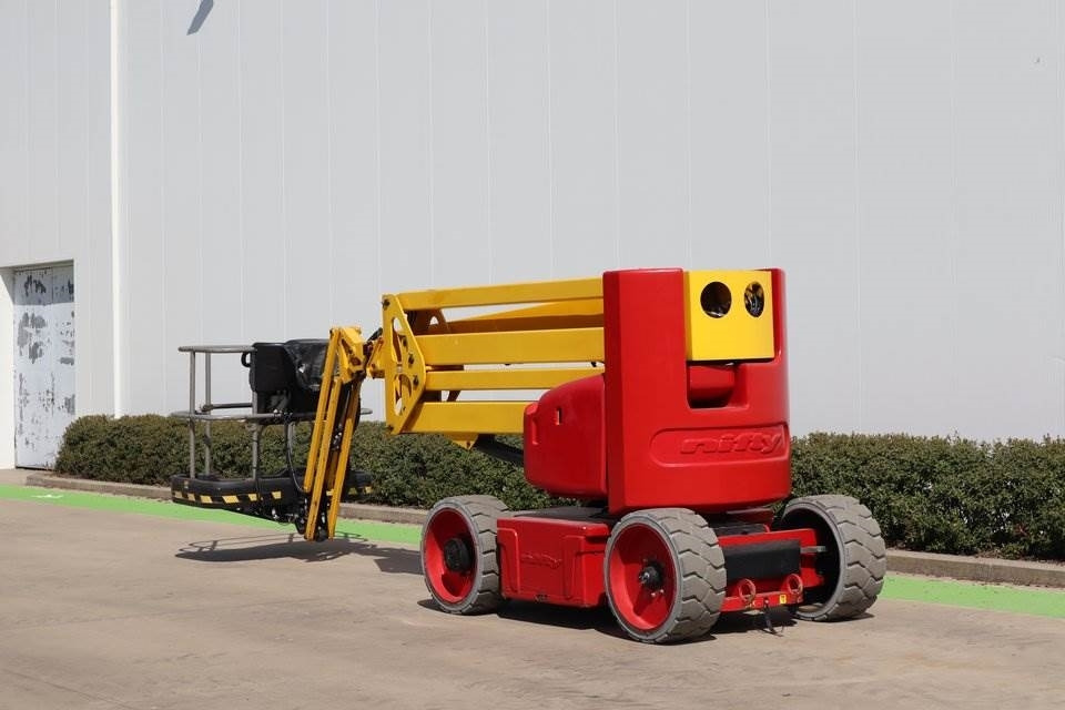 Niftylift HR17NE - Articulated boom: picture 3 Niftylift HR17NE - Articulated boom: picture 3