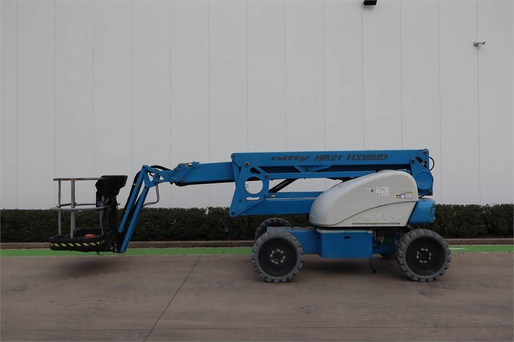Niftylift HR21D - Articulated boom: picture 1 Niftylift HR21D - Articulated boom: picture 1