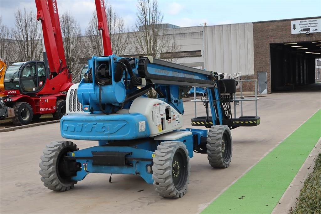 Niftylift HR21D - Articulated boom: picture 4 Niftylift HR21D - Articulated boom: picture 4