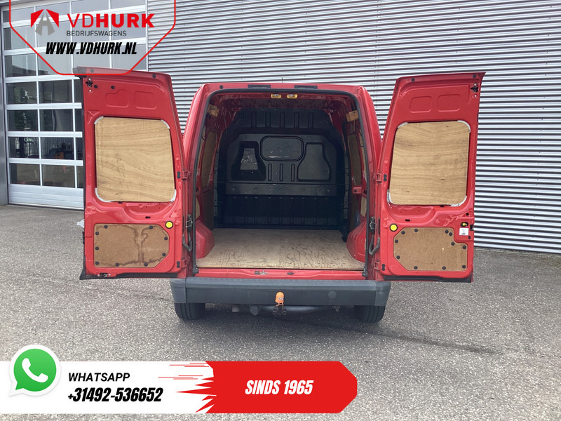 Ford Transit Connect 1.8 TDCi 90 pk EXPORT ONLY MARGE Rijdt goed/ Trekhaak/ Radio - Small van: picture 5 Ford Transit Connect 1.8 TDCi 90 pk EXPORT ONLY MARGE Rijdt goed/ Trekhaak/ Radio - Small van: picture 5