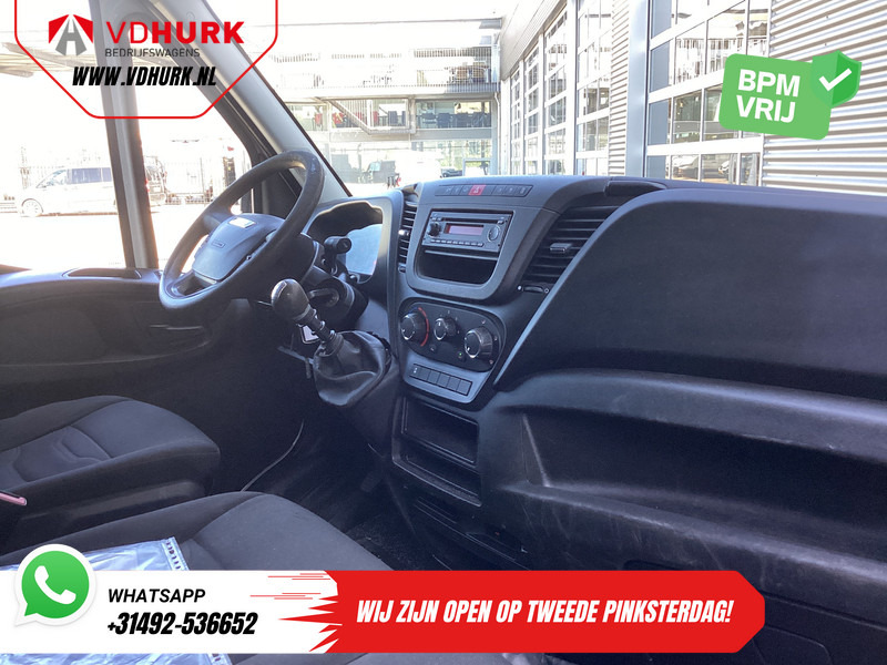 Iveco Daily 35C13V 2.3 352 H2 BPM VRIJ! Dubbel lucht/ 3.5t Trekverm./ Airco/ 3 Persoons/ Gev. Stoel/ Trekhaak - Panel van: picture 3 Iveco Daily 35C13V 2.3 352 H2 BPM VRIJ! Dubbel lucht/ 3.5t Trekverm./ Airco/ 3 Persoons/ Gev. Stoel/ Trekhaak - Panel van: picture 3