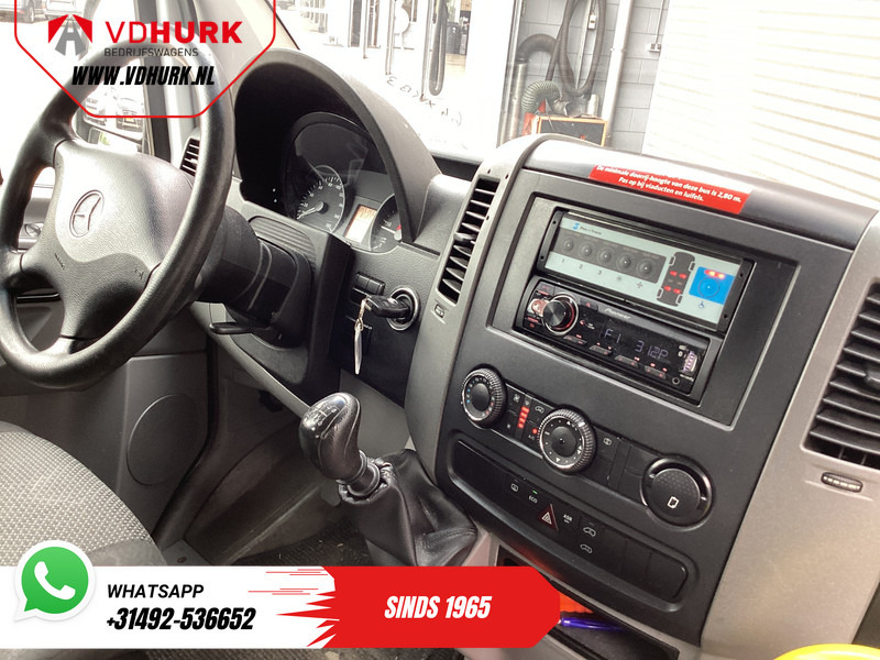 Mercedes-Benz Sprinter 313 2.2 CDI L2H2 €9.922 Incl. BTW BPM VRIJ! EXPORT ONLY Combi/ 9 Persoons/ Kombi/ 9P/ Airco/ Rolstoellift - Minibus, Passenger van: picture 3 Mercedes-Benz Sprinter 313 2.2 CDI L2H2 €9.922 Incl. BTW BPM VRIJ! EXPORT ONLY Combi/ 9 Persoons/ Kombi/ 9P/ Airco/ Rolstoellift - Minibus, Passenger van: picture 3
