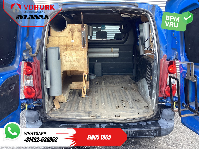Peugeot Partner 1.6 HDI 90 pk EXPORT ONLY NL Auto/ 3 Pers./ Airco/ Trekhaak - Small van: picture 5 Peugeot Partner 1.6 HDI 90 pk EXPORT ONLY NL Auto/ 3 Pers./ Airco/ Trekhaak - Small van: picture 5