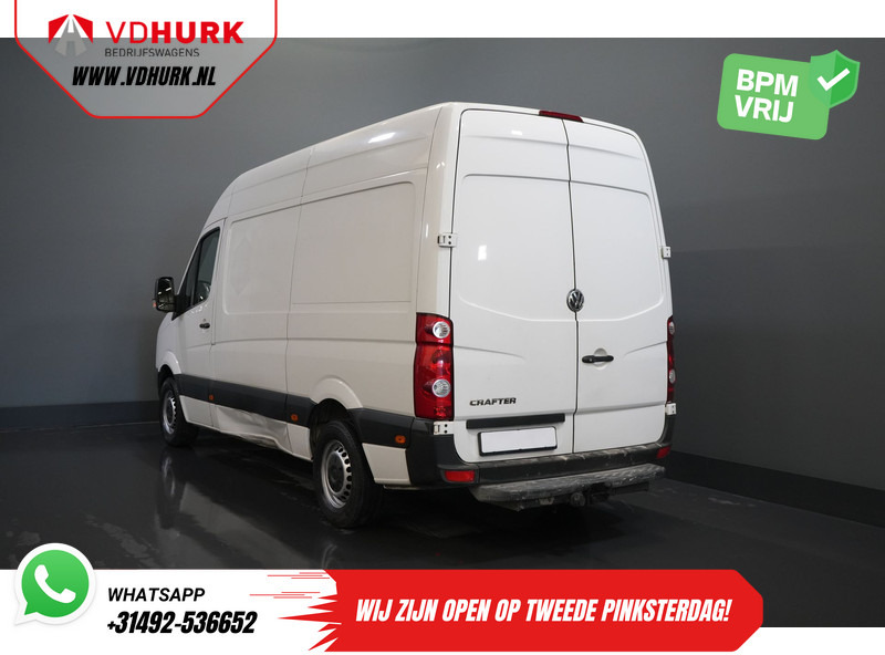 Volkswagen Crafter 2.0 TDI L2H2 EXPORT ONLY Distr.Riem V.V/ Cruise/ Airco/ Trekhaak/ APK 12-2025 - Small van: picture 2 Volkswagen Crafter 2.0 TDI L2H2 EXPORT ONLY Distr.Riem V.V/ Cruise/ Airco/ Trekhaak/ APK 12-2025 - Small van: picture 2