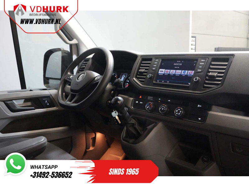Volkswagen Crafter 2.0 TDI L3H2 Gev.stoel/ CarPlay/ Camera/ Cruise/ Airco/ 270Gr. deuren - Small van: picture 3 Volkswagen Crafter 2.0 TDI L3H2 Gev.stoel/ CarPlay/ Camera/ Cruise/ Airco/ 270Gr. deuren - Small van: picture 3