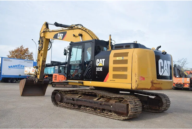 Caterpillar 323E-stock id2 - Crawler excavator: picture 1 Caterpillar 323E-stock id2 - Crawler excavator: picture 1