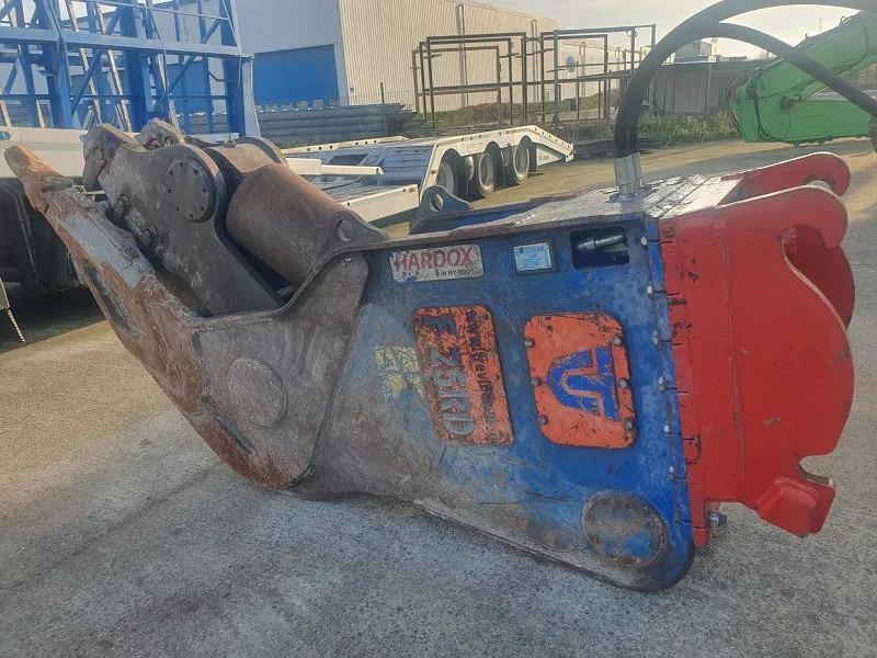 Trevibenne F25 RD DEMOLITION - Demolition shears for Construction machinery: picture 3 Trevibenne F25 RD DEMOLITION - Demolition shears for Construction machinery: picture 3