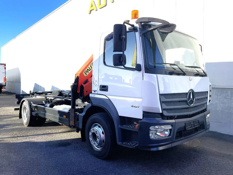 Hook lift truck, Crane truck Mercedes-Benz Atego 1621 *Palfinger kraan*Containersysteem*luchtvering achteras*bluetooth: picture 10