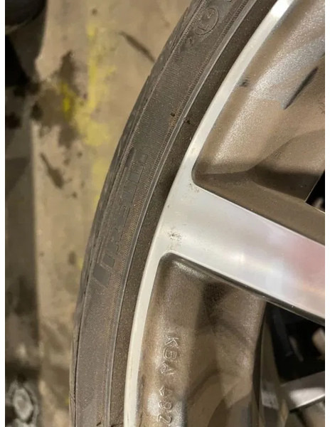Pirelli *Brock velgen met Pirelli banden *235/35 ZR19 - Wheels and tires for Car: picture 2 Pirelli *Brock velgen met Pirelli banden *235/35 ZR19 - Wheels and tires for Car: picture 2