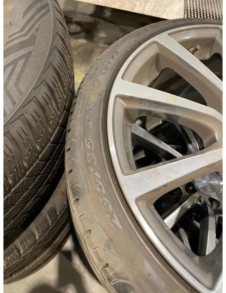 Pirelli *Brock velgen met Pirelli banden *235/35 ZR19 - Wheels and tires for Car: picture 4 Pirelli *Brock velgen met Pirelli banden *235/35 ZR19 - Wheels and tires for Car: picture 4