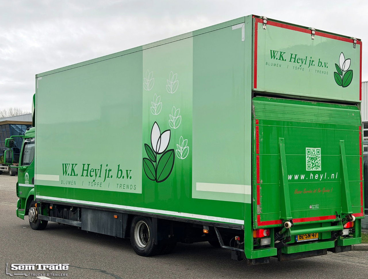 DAF LF 45 220 Euro 5 Theo Mulder Isolated BOX + Heater 585.000 KM NL-Truck Engine IN BAD Condition - Box truck: picture 3 DAF LF 45 220 Euro 5 Theo Mulder Isolated BOX + Heater 585.000 KM NL-Truck Engine IN BAD Condition - Box truck: picture 3