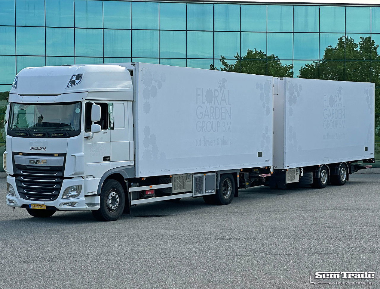 Refrigerator truck DAF XF 460 SSC Only 636.000 KM Tail Lift Cooling TOP Condition Holland-Combi: picture 1