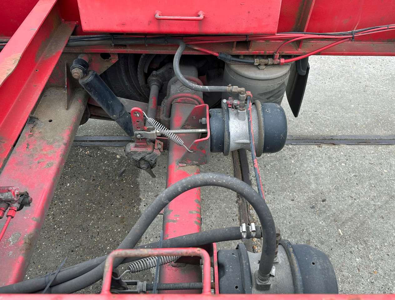 Container transporter/ Swap body semi-trailer Diversen 3 Axle Chassis BPW AxleS LIFTAxle TOP Condition NL Trailer: picture 7