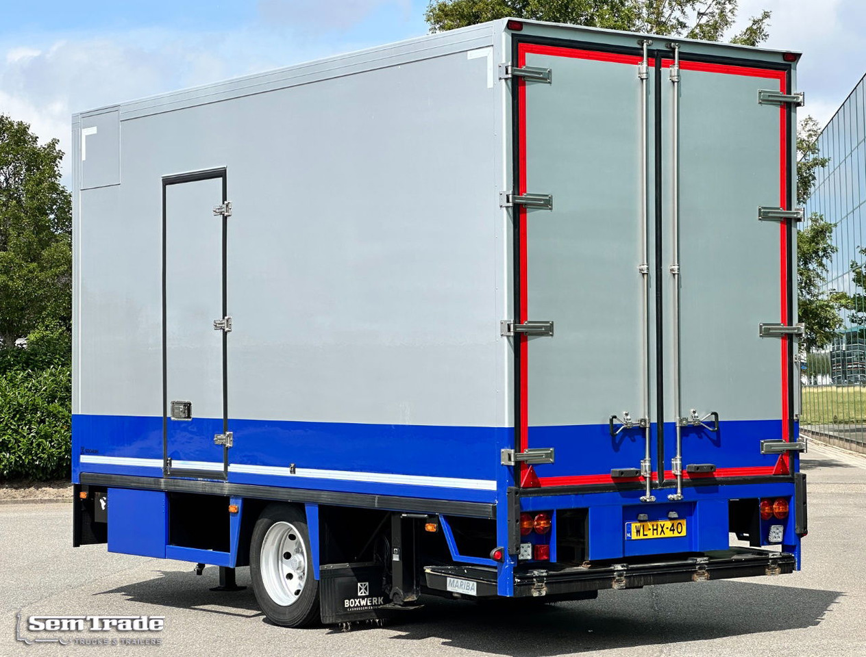 Floor Flma-10 Carrier Cooling 2X Side Door Tail Lift Disc Brakes Holland-Trailer - Refrigerator trailer: picture 3 Floor Flma-10 Carrier Cooling 2X Side Door Tail Lift Disc Brakes Holland-Trailer - Refrigerator trailer: picture 3