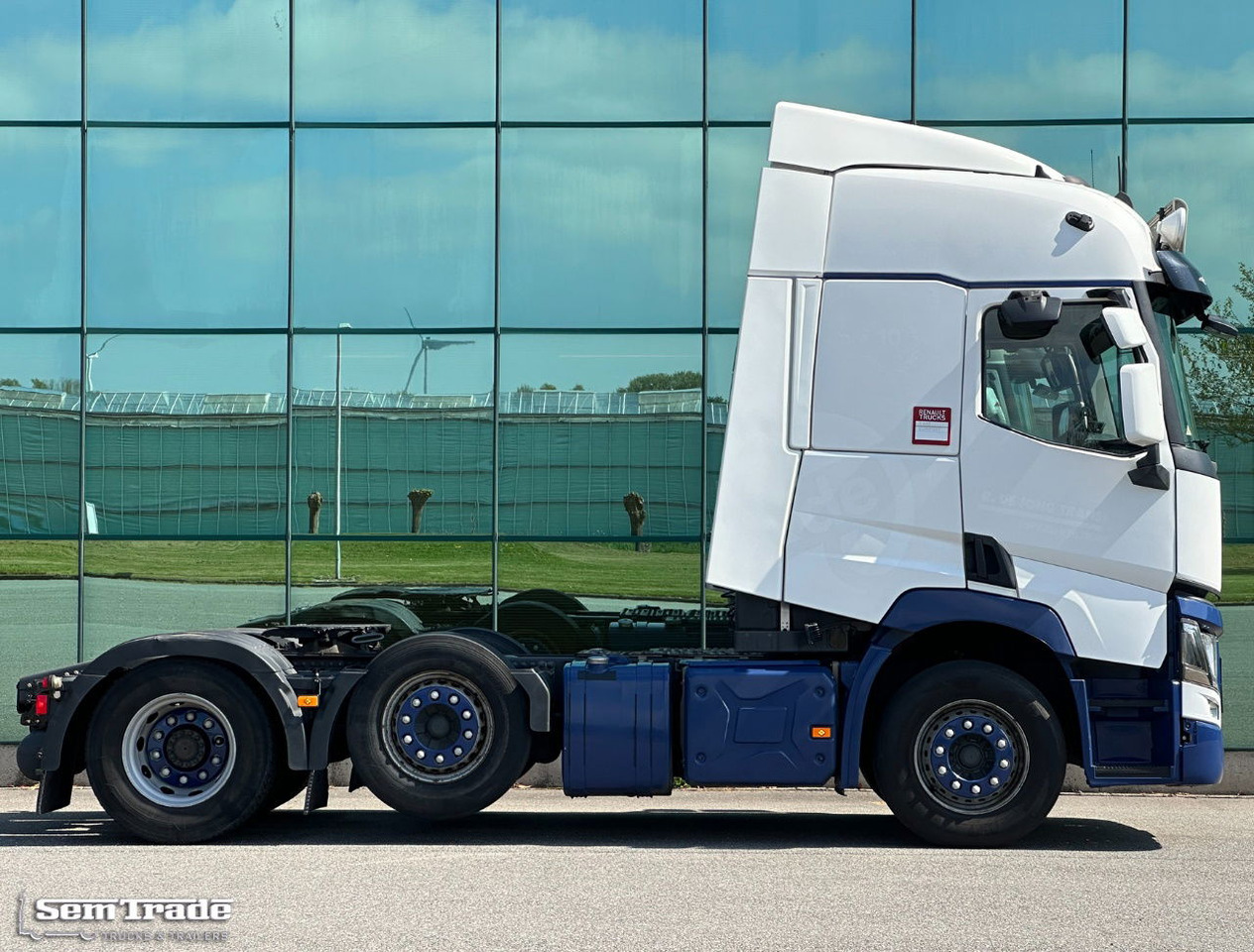 Renault T460 Comfort Euro 6 Only 654.000 KM 2X Tanks NL-Truck - Tractor unit: picture 5 Renault T460 Comfort Euro 6 Only 654.000 KM 2X Tanks NL-Truck - Tractor unit: picture 5
