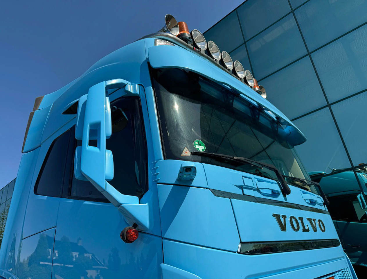 Tractor unit Volvo FH 500 6X2 Full AIR 671.000 KM 2x Tanks TOP Condition NL Truck: picture 23