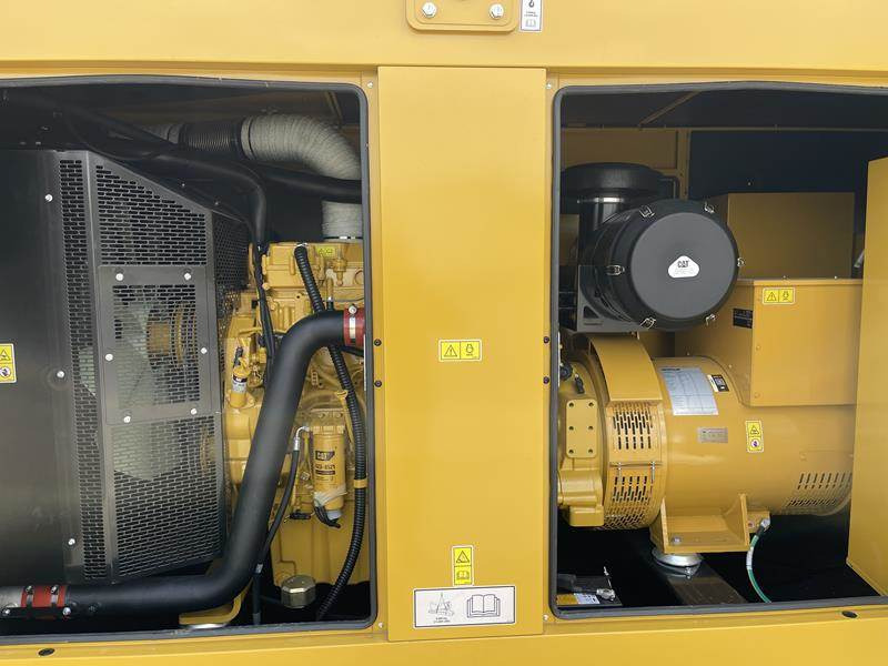 Cat DE 400 E 0 - Generator set: picture 2 Cat DE 400 E 0 - Generator set: picture 2