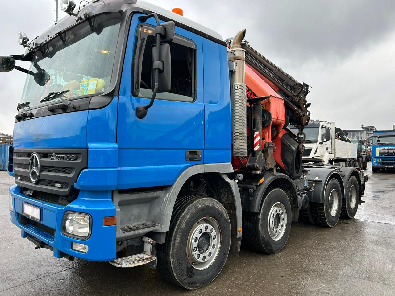 PALFINGER PK 74002 + Mercedes Actros 8x4 - Loader crane: picture 3 PALFINGER PK 74002 + Mercedes Actros 8x4 - Loader crane: picture 3