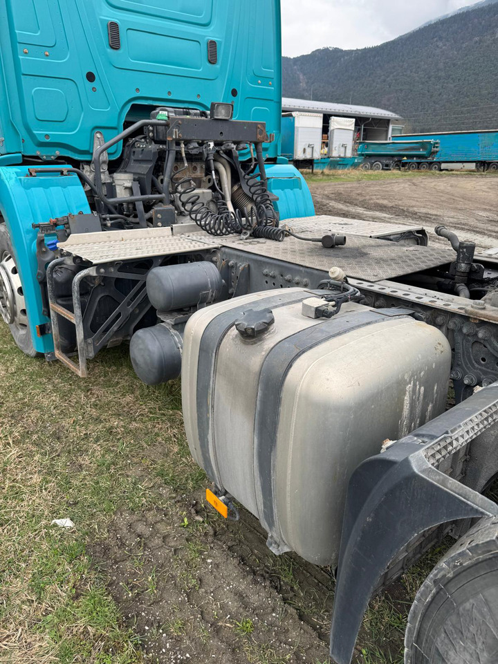 Mercedes Antos 2136 - Tractor unit: picture 5 Mercedes Antos 2136 - Tractor unit: picture 5