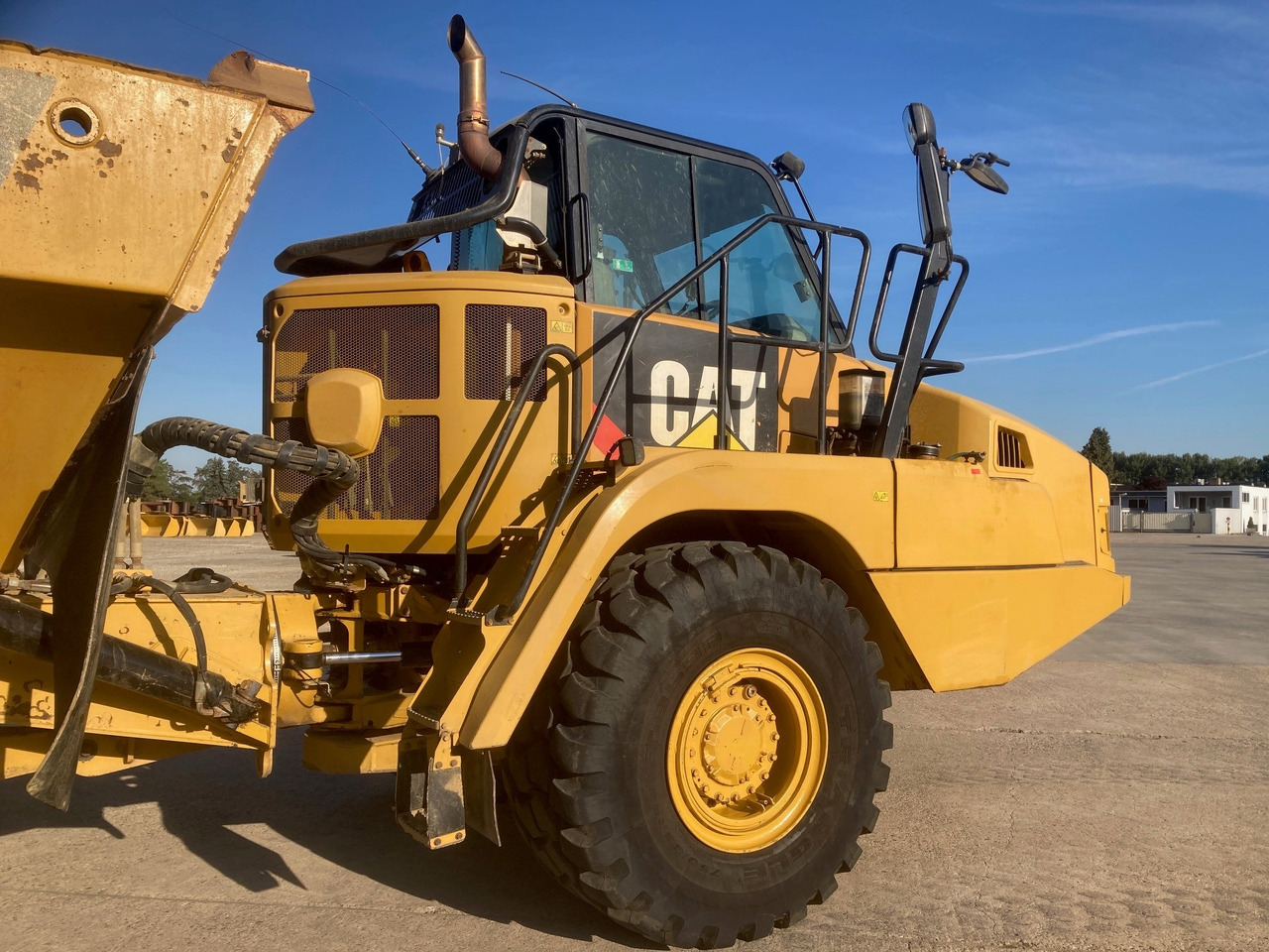 CATERPILLAR 730C - Articulated dumper: picture 5 CATERPILLAR 730C - Articulated dumper: picture 5