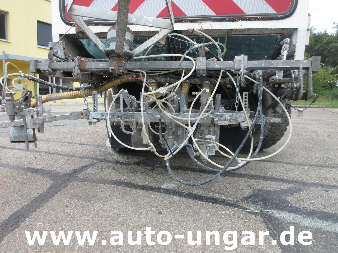 Euroliners Trassar Bagheera Markiermaschine Roadmarking Straßenmarkierung - Asphalt machine: picture 3 Euroliners Trassar Bagheera Markiermaschine Roadmarking Straßenmarkierung - Asphalt machine: picture 3