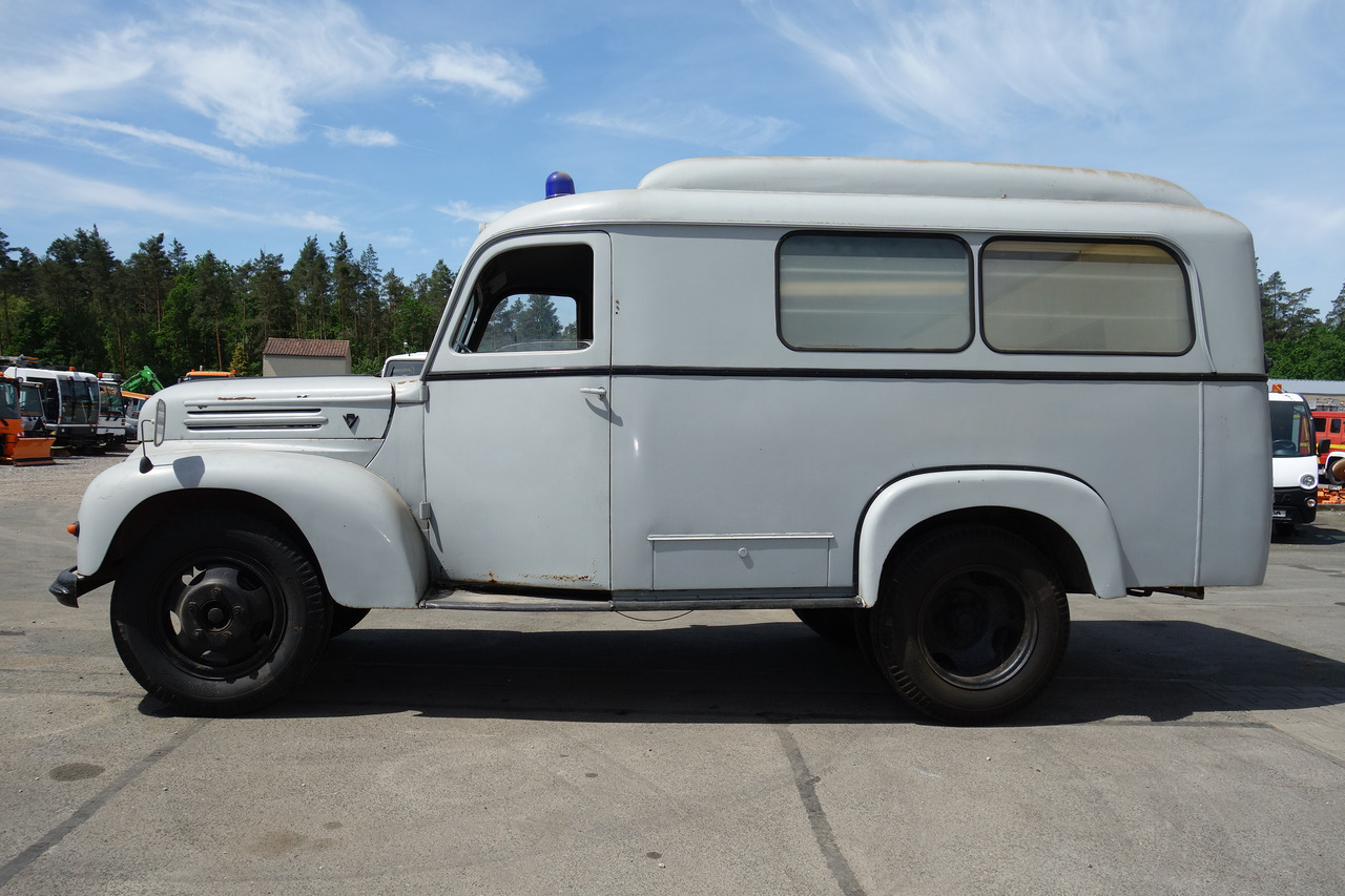 FORD Ford FK 3500 V8 mit H-Kennzeichen Oldtimer - Ambulance: picture 2 FORD Ford FK 3500 V8 mit H-Kennzeichen Oldtimer - Ambulance: picture 2