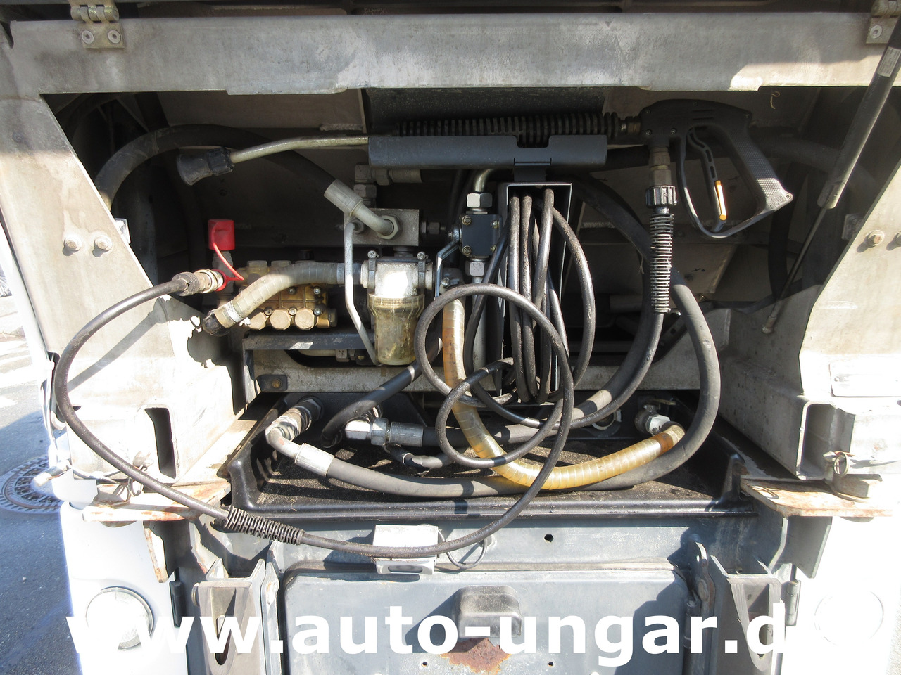 Road sweeper Hako Citymaster CM 1600 4x4 Kehrmaschine mit Kärcher am Heck: picture 8