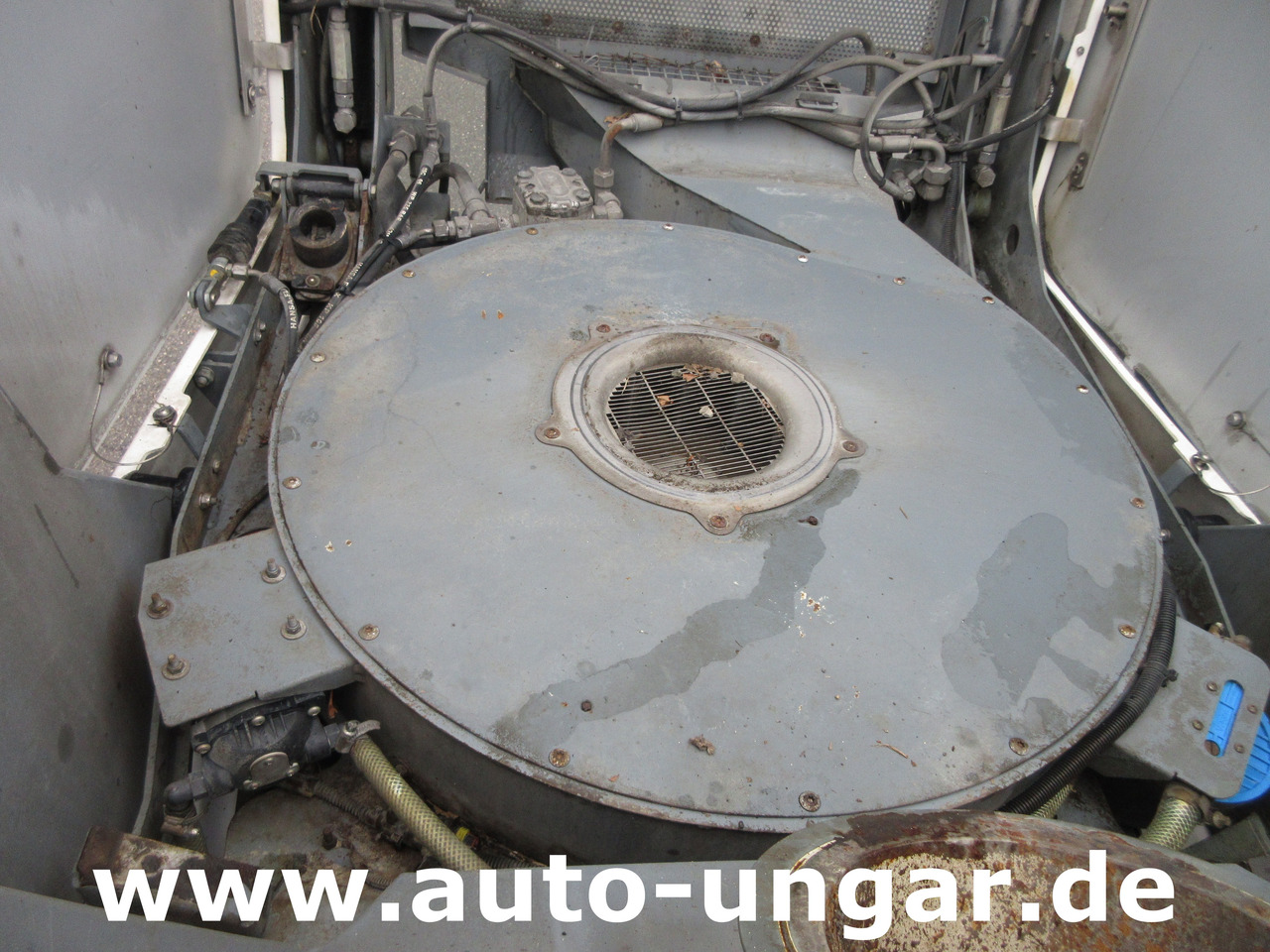 Road sweeper KÄRCHER MC130 Advanced Kehrmaschine Geräteträger 4x4 Kommunalfahrzeug MIC 130 Professional: picture 22