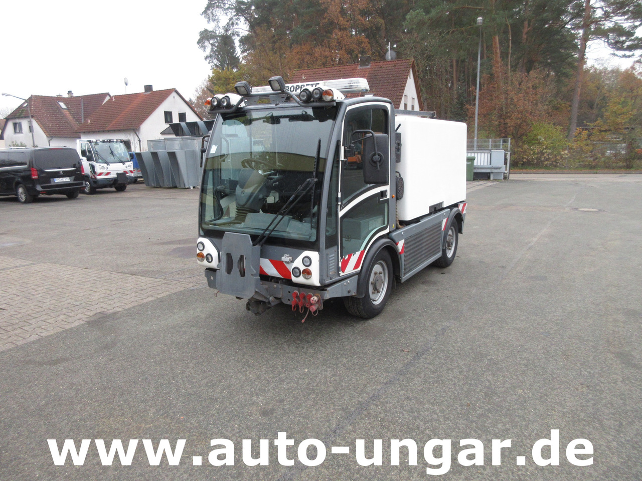 BOSCHUNG L3 Laveuse Kärcher Baujahr 2015 mit Hochdruckreiniger am Heck - Municipal/ Special vehicle: picture 2 BOSCHUNG L3 Laveuse Kärcher Baujahr 2015 mit Hochdruckreiniger am Heck - Municipal/ Special vehicle: picture 2