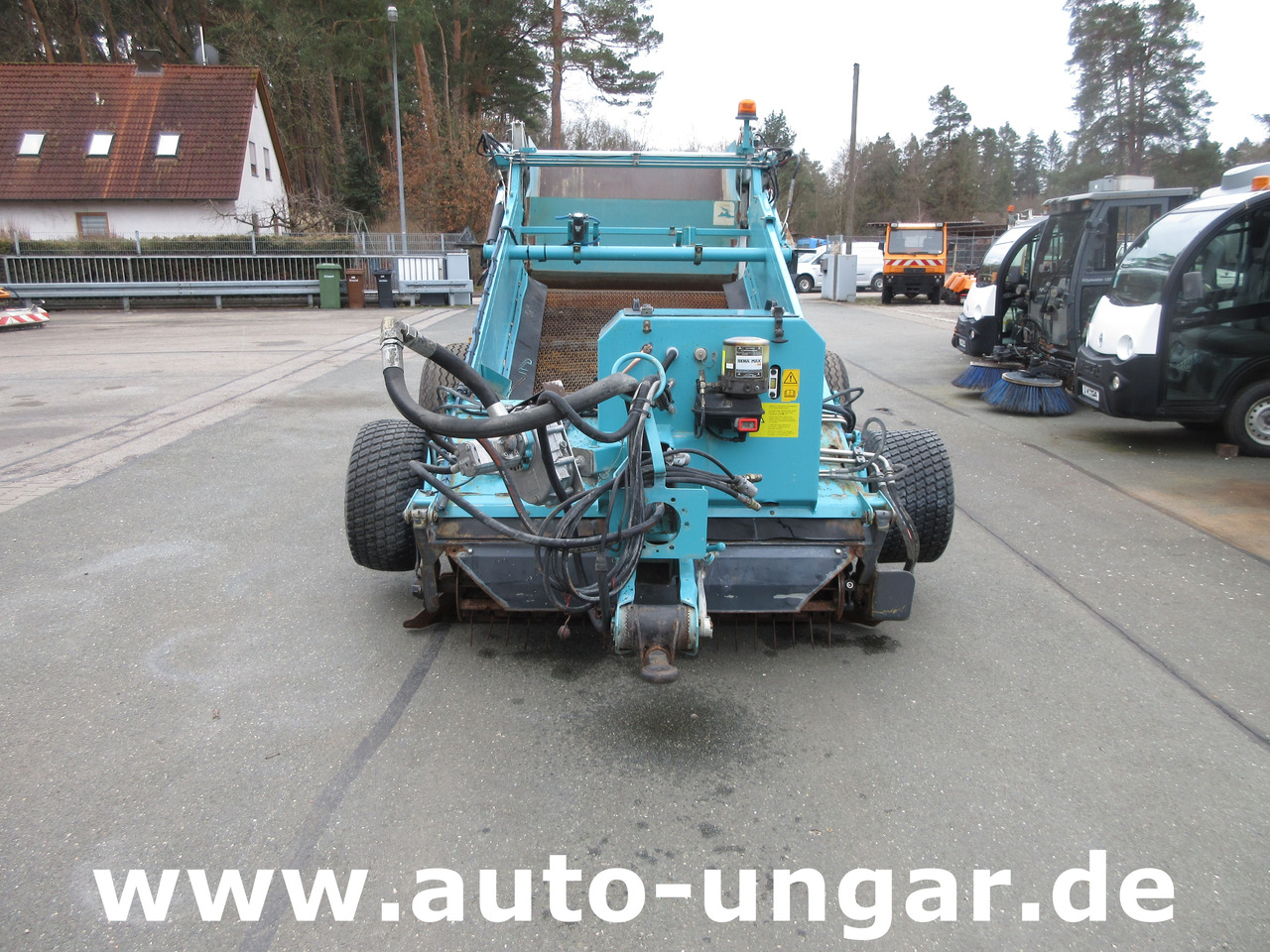 Kässbohrer BeachTech 2000 Strandreiniger Beachcleaner Nettoyeur Cribleuse de Plage - Municipal/ Special vehicle: picture 2 Kässbohrer BeachTech 2000 Strandreiniger Beachcleaner Nettoyeur Cribleuse de Plage - Municipal/ Special vehicle: picture 2