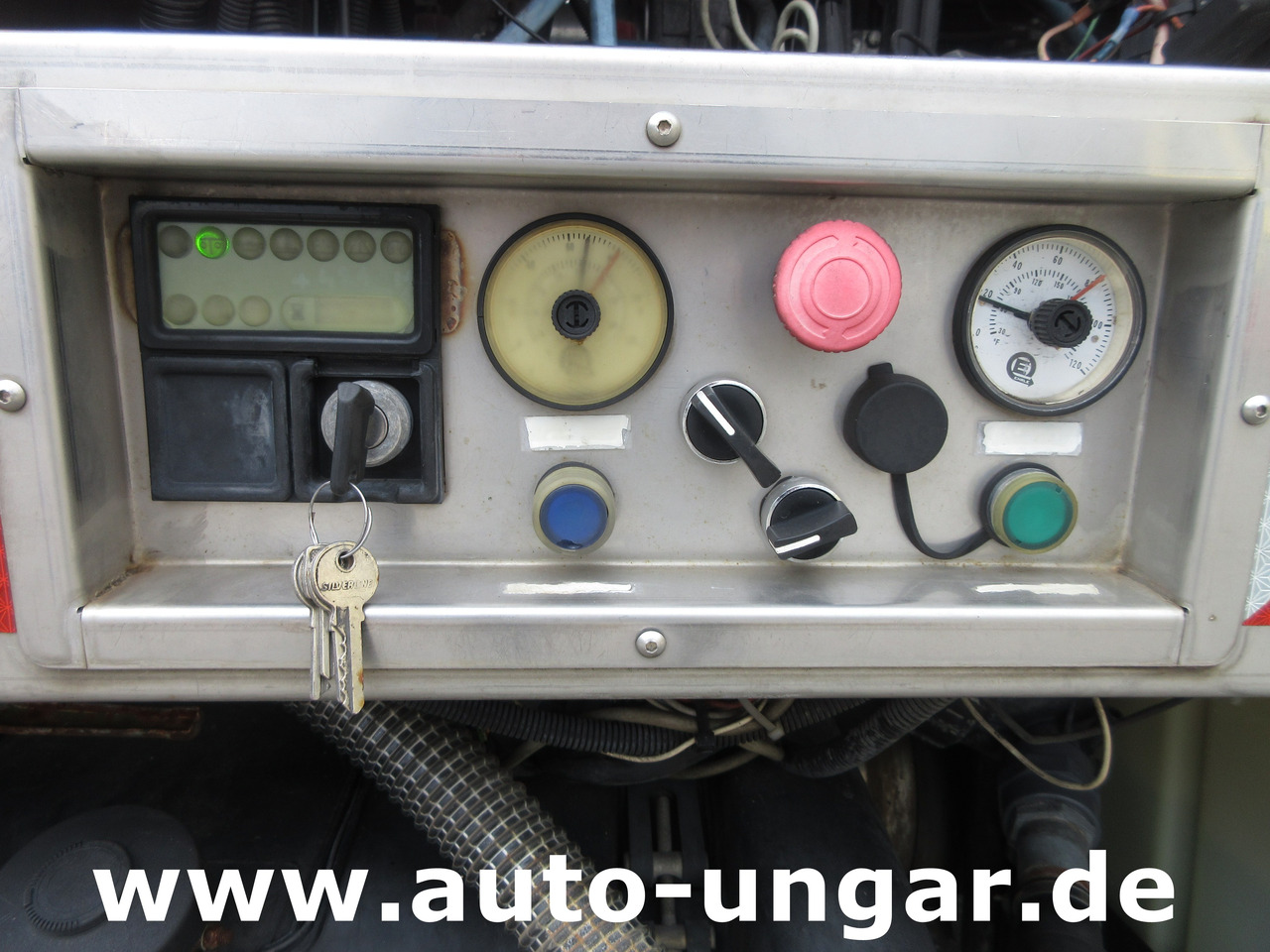 Municipal/ Special vehicle NISSAN Atleon 70.14 mit Hochdruckreiniger Wasserwagen Waschwagen Kärcher High Pressure: picture 11