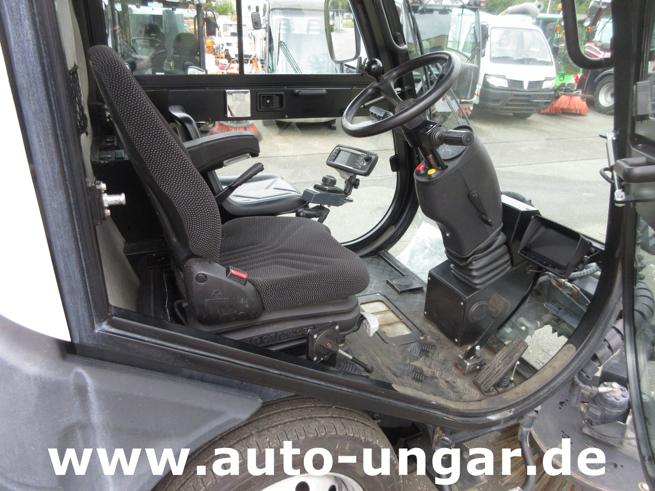 Road sweeper Nilfisk CR3500 CityRanger Schmidt Flexigo Multigo 4x4 Kehrmaschine Geräteträger: picture 15