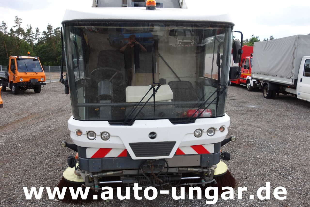 Ravo C540 / 530 Kehrmaschine - Kärcher - Heckabsaugung - Motorschaden - Road sweeper: picture 3 Ravo C540 / 530 Kehrmaschine - Kärcher - Heckabsaugung - Motorschaden - Road sweeper: picture 3