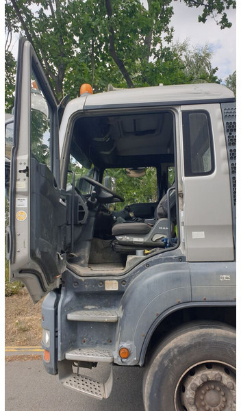 Lease a MAN KCP38 +6x4 TGA 33.400 MAN KCP38 +6x4 TGA 33.400: picture 20