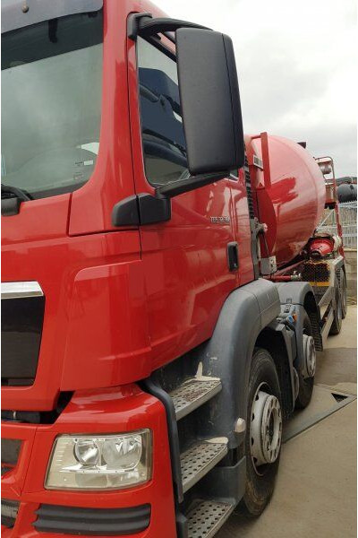 Concrete mixer truck MAN TGS 32.360: picture 7