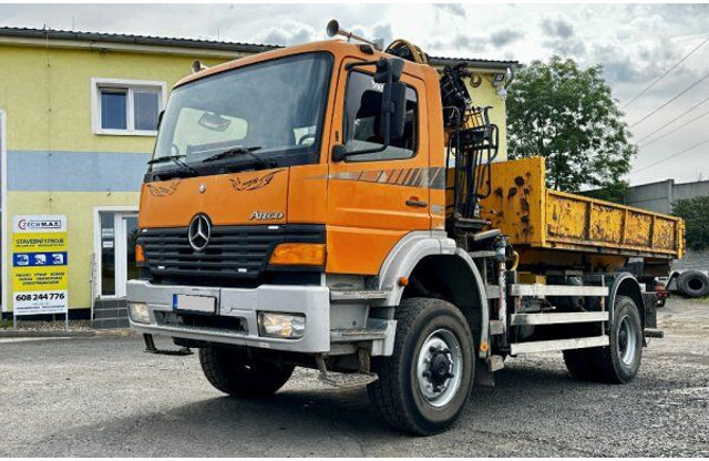 Mercedes-Benz Atego 1823 +HIAB - Hook lift truck, Crane truck: picture 1 Mercedes-Benz Atego 1823 +HIAB - Hook lift truck, Crane truck: picture 1