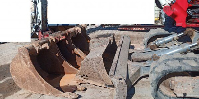 Crawler excavator Takeuchi TB 1140: picture 6