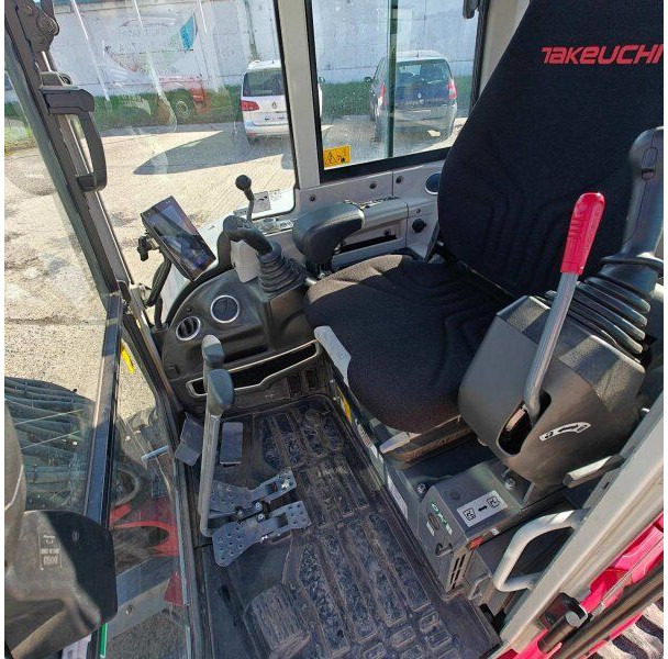 Takeuchi TB 335 R - Mini excavator: picture 5 Takeuchi TB 335 R - Mini excavator: picture 5