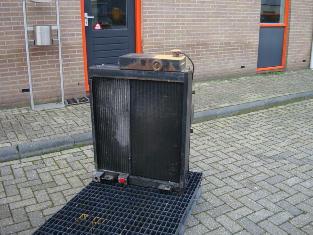 CATERPILLAR D350D/D400D/D350E/D400E/D25D/D30D - Hydraulics for Articulated dumper: picture 4 CATERPILLAR D350D/D400D/D350E/D400E/D25D/D30D - Hydraulics for Articulated dumper: picture 4