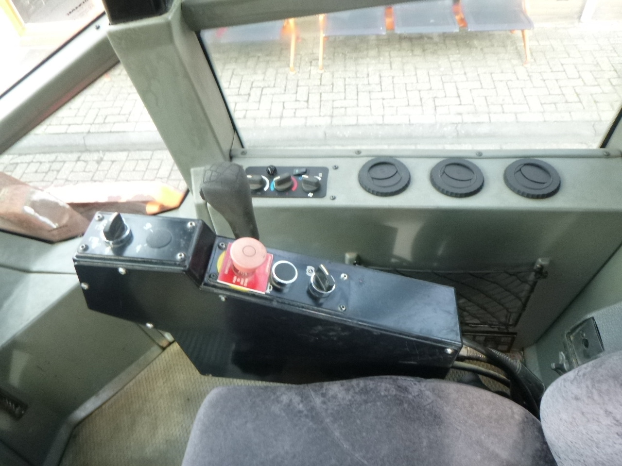 Compactor DYNAPAC CA602PD: picture 24