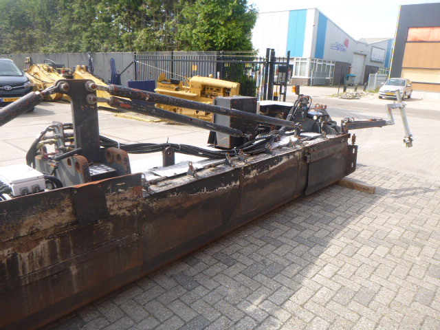 Asphalt paver DYNAPAC SB1250PL: picture 9