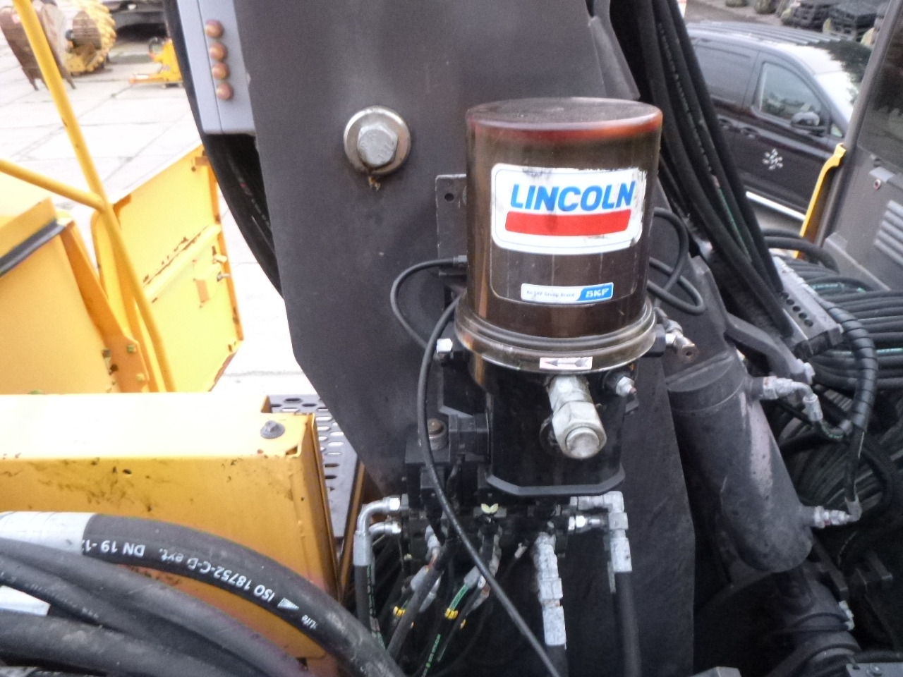 Wheel excavator VOLVO EW210D: picture 29