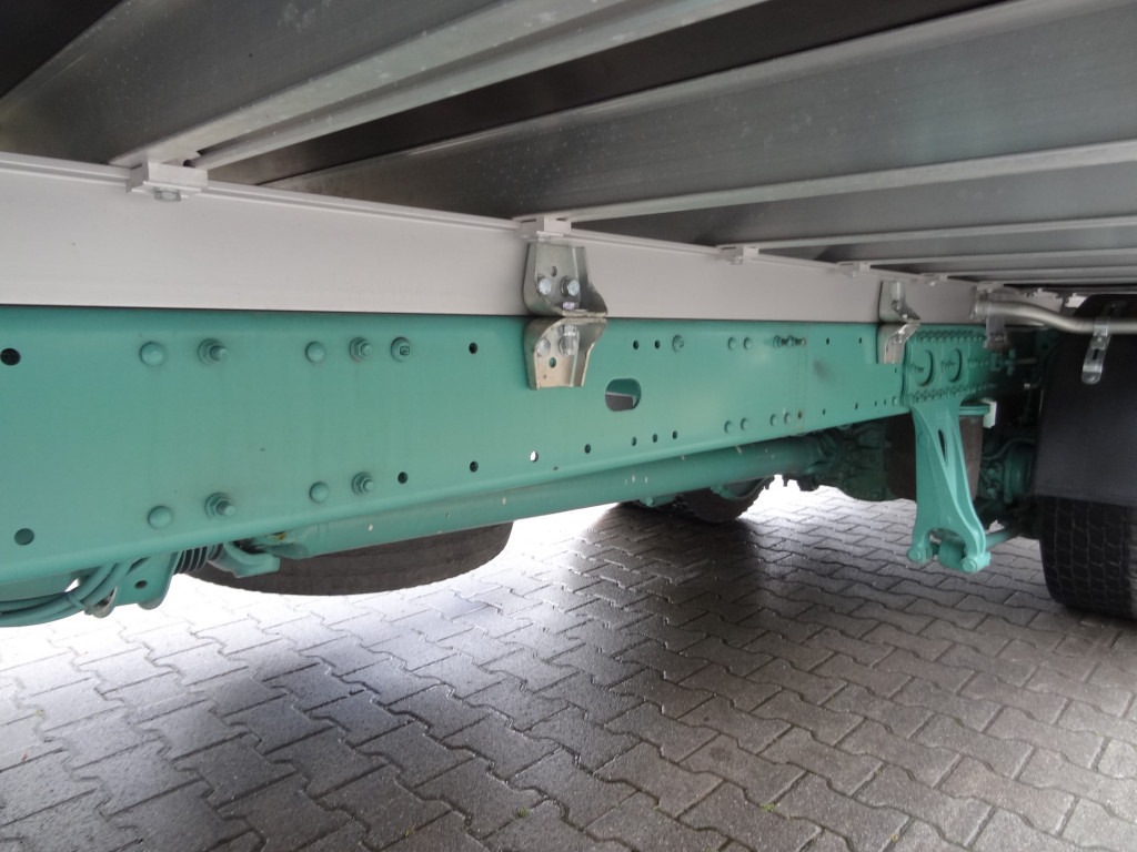 MAN TGM 15.250 Pesci SE78/2 Kran - Dropside/ Flatbed truck, Crane truck: picture 3 MAN TGM 15.250 Pesci SE78/2 Kran - Dropside/ Flatbed truck, Crane truck: picture 3