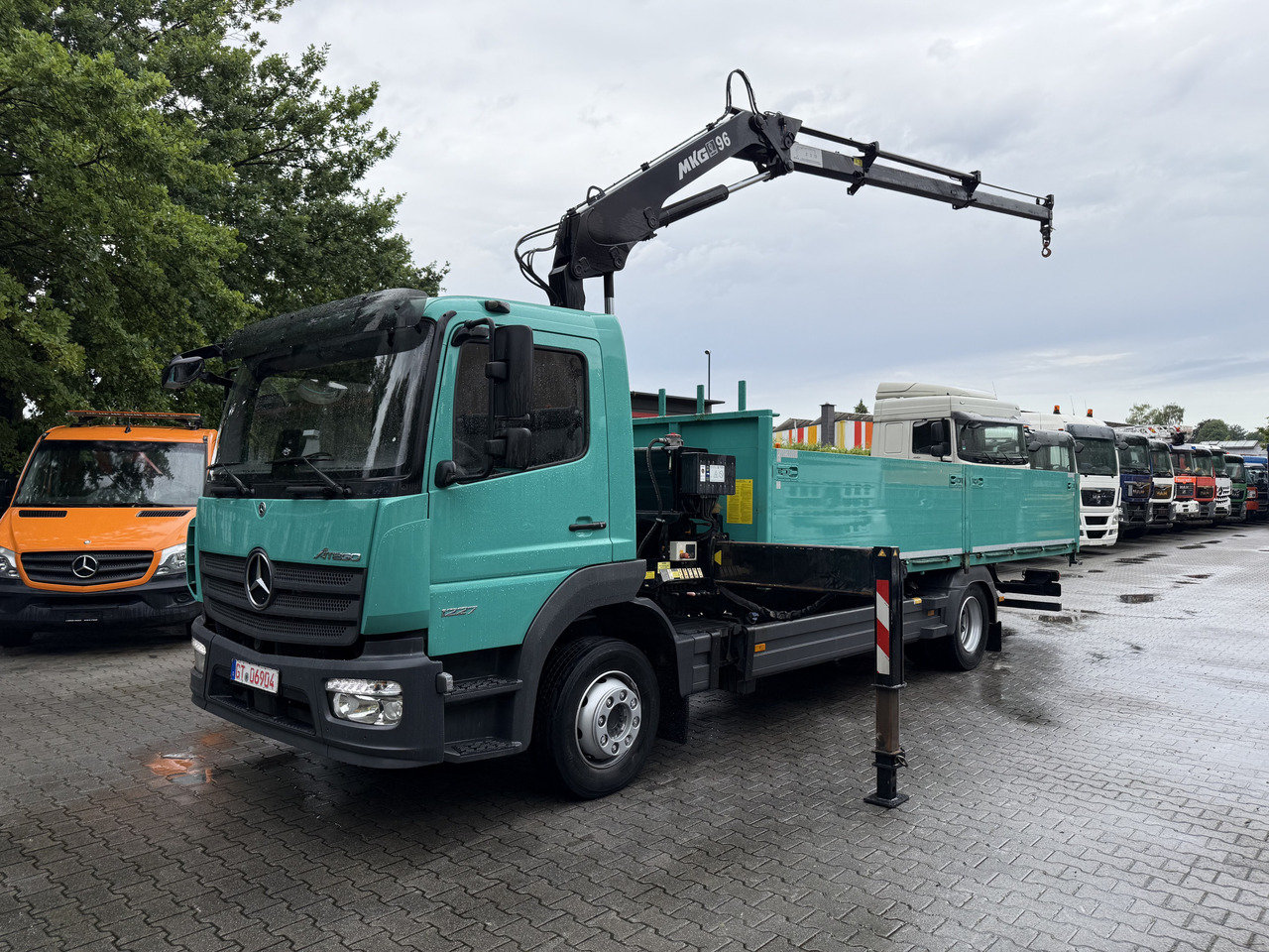 Mercedes-Benz Atego 1227 Kran MKG 96 - Dropside/ Flatbed truck, Crane truck: picture 1 Mercedes-Benz Atego 1227 Kran MKG 96 - Dropside/ Flatbed truck, Crane truck: picture 1