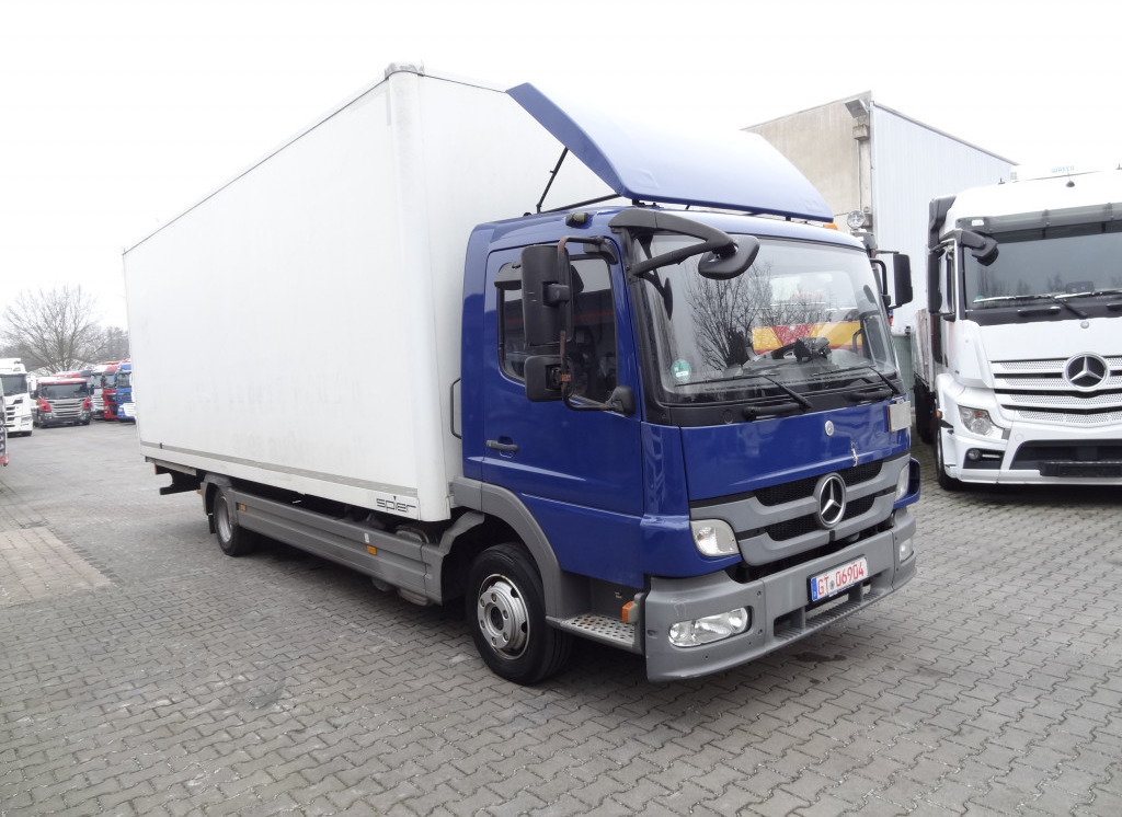 Mercedes-Benz Atego 822 - Box truck: picture 3 Mercedes-Benz Atego 822 - Box truck: picture 3