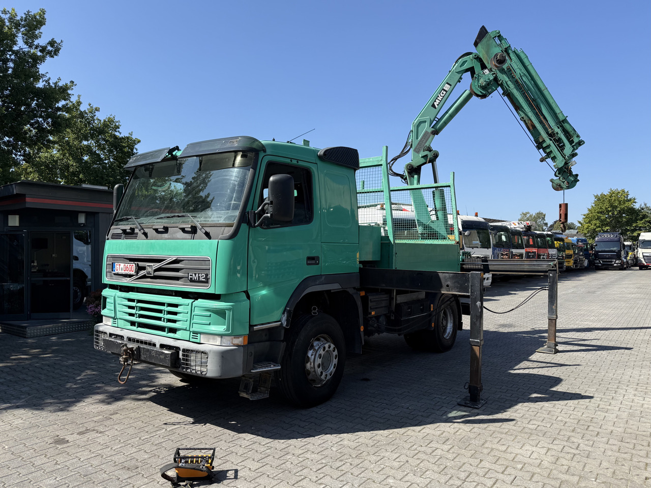 Volvo FM12 420 4X4 Kran MKG 300 bis 24 Meter - Crane truck: picture 1 Volvo FM12 420 4X4 Kran MKG 300 bis 24 Meter - Crane truck: picture 1
