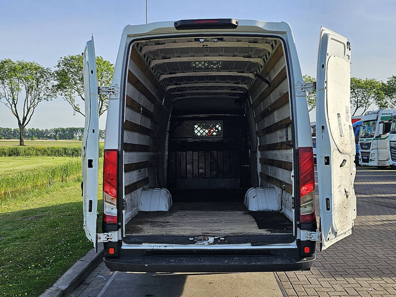 Lease a Iveco Daily 35C15 Iveco Daily 35C15: picture 12